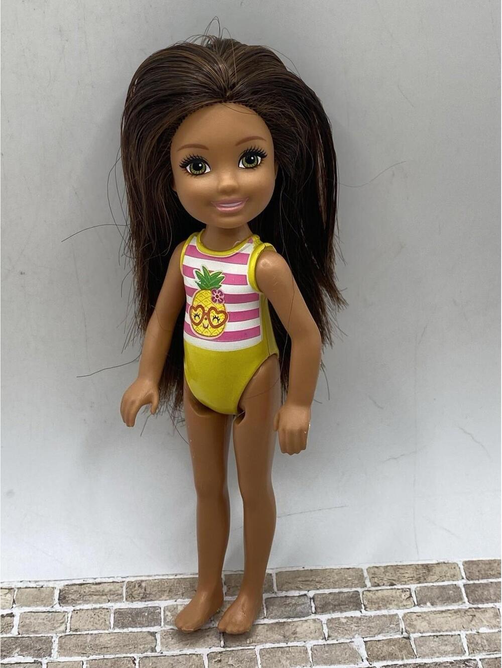 2016 Barbie Club Chelsea 5.5" Doll Yellow Pineapple Swimsuit Mattel